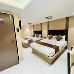 Hotel Dolphin Residency