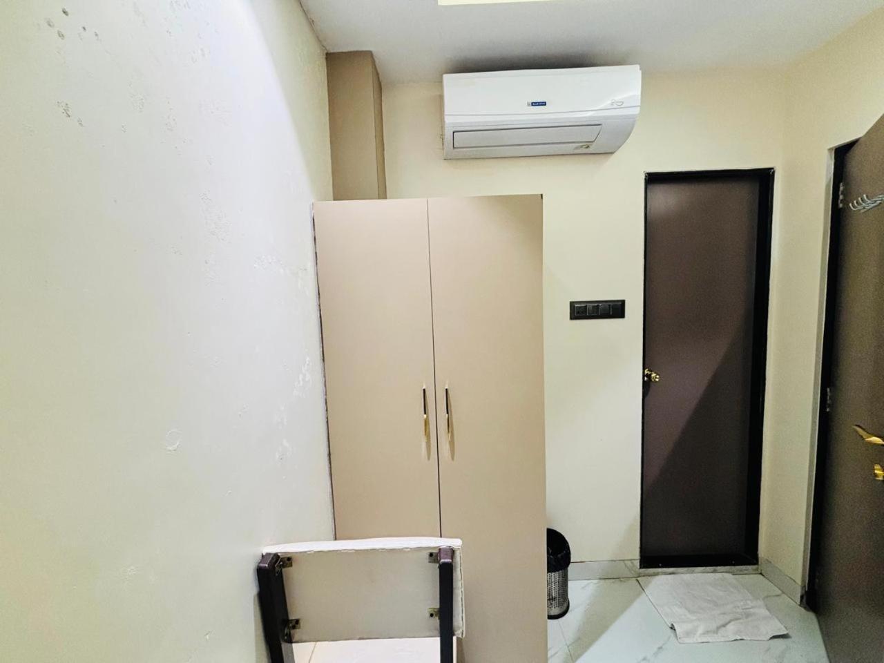 Dolphin Residency Hotel